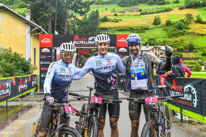 Alta Valtellina Bike Marathon, tra pioggia e fango vincono Goria e Peretti