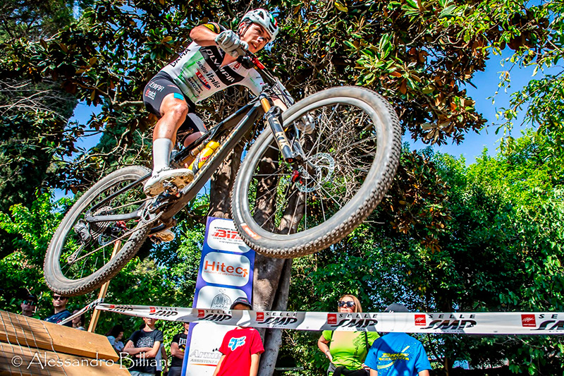 A Stevenà Colledani sfodera la volata vincente