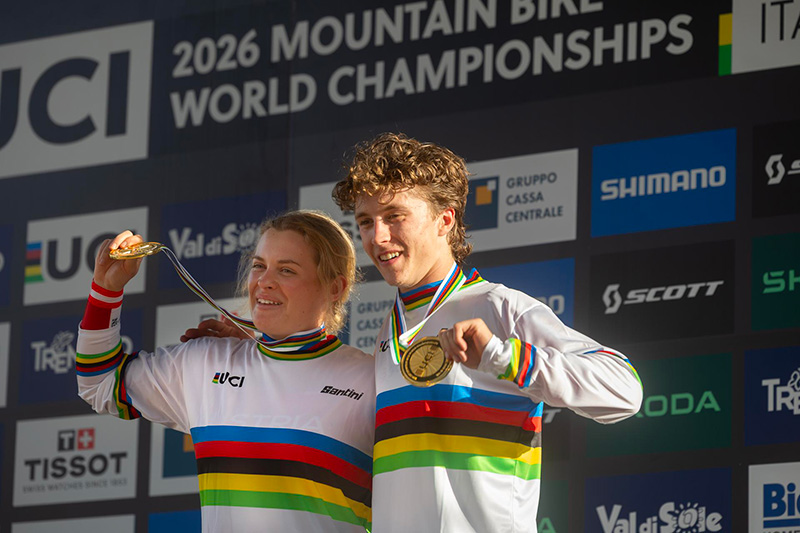 La Black Snake delle conferme: a Goldstone e Höll le corone del Downhill