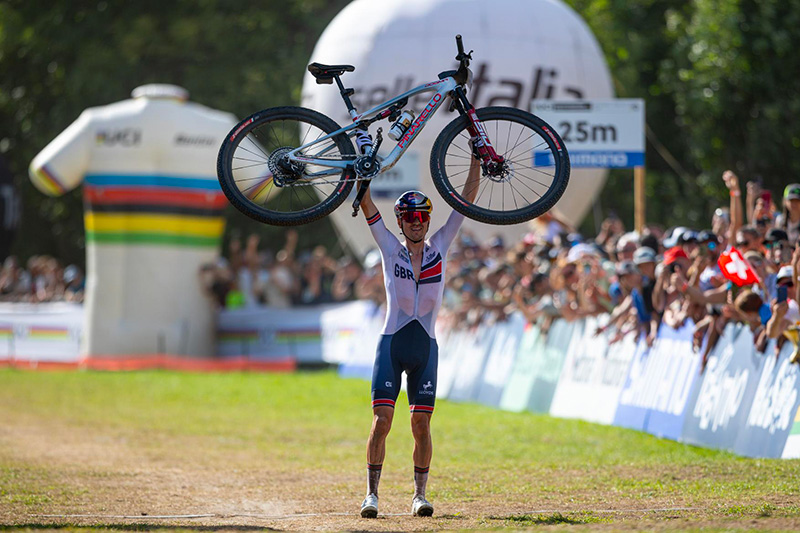 Il Mondiale del marziano: Tom Pidcock è il Re della Val di Sole